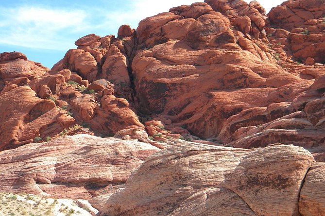 Guided or Self-Guided Road Bike Tour of Red Rock Canyon - The guided ride: support when the road points uphill