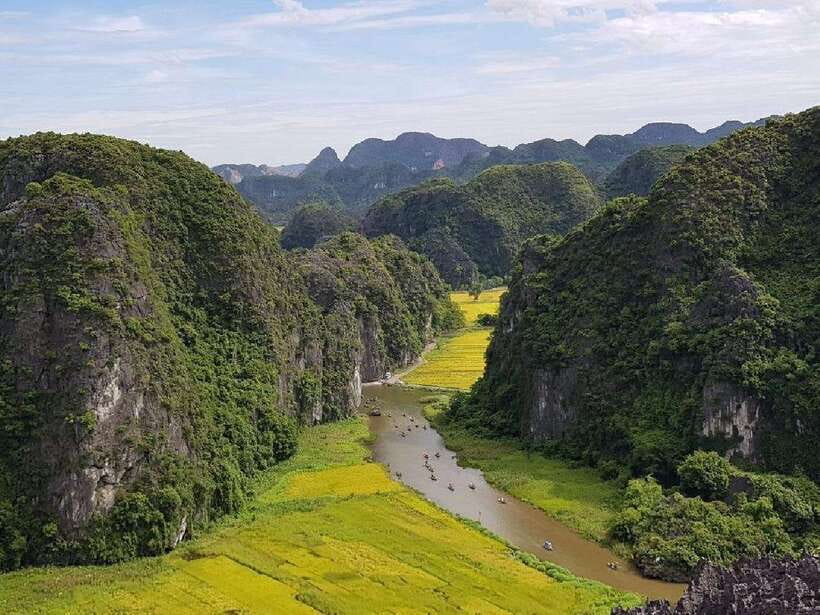 Ha Noi: Ninh Binh / Hoa Lu - Trang An - Mua Cave / Cycling - Cycling through the Ninh Binh countryside