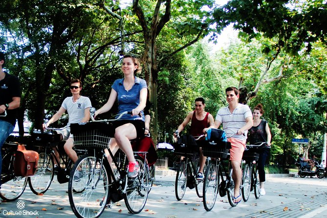 Half-Day Bike Tour of Shanghai Old Town with Food Tasting - Fuxing Park and a look at everyday Shanghai