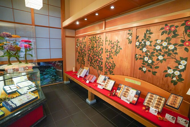 Half-day Himeji Castle Town Bike Tour with Lunch - Why the bicycle makes Himeji Castle better