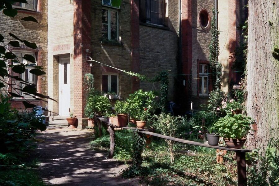 Hamburg: Downtown, Alster & Creative Neighborhoods by Bike - Neustadt and the project called Komm in de Gänge