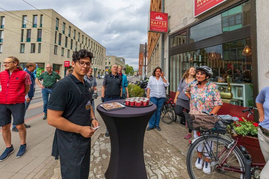 Hannover: Guided Bike Tour for Foodies with Tastings - Choosing your bicycle and preparing for the weather