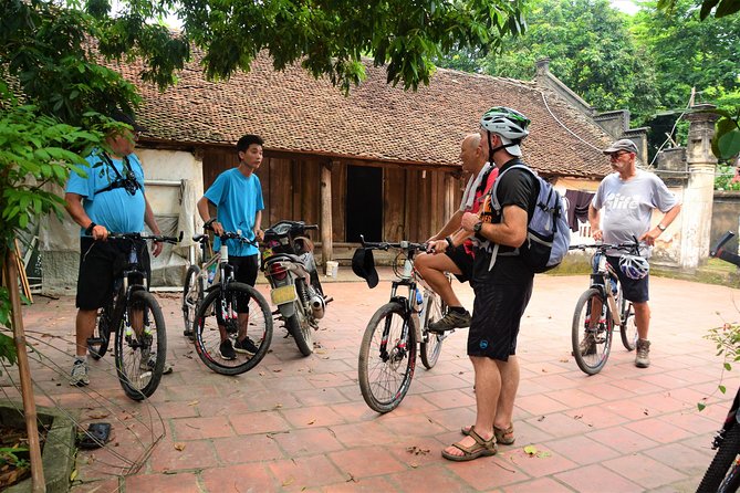 Hanoi Bicycle Tours: Half Day Bicycle Tours Hanoi Countryside - Local markets, fruit, and sugarcane juice