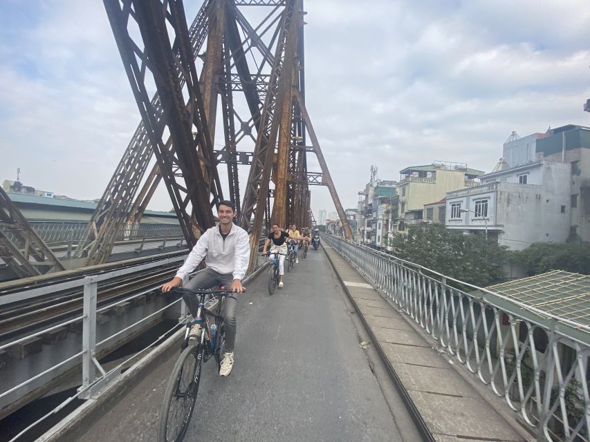 Hanoi: Bike Tour Through Hidden Gems and Banana Island - Long Bien Bridge and the Red River crossing