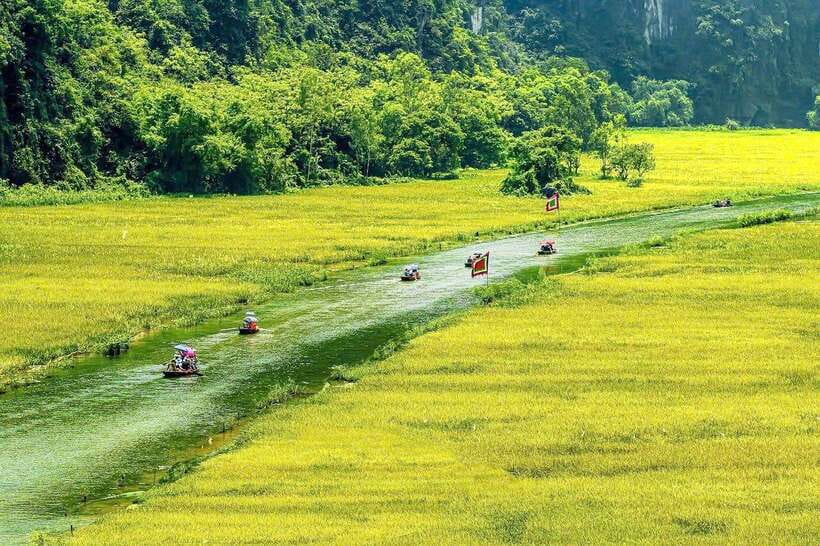 Hanoi: Ninh Binh, Tam Coc, Mua Cave & Hoa Lu with cycling - Hoa Lu: Vietnam’s old capital and the first active stop