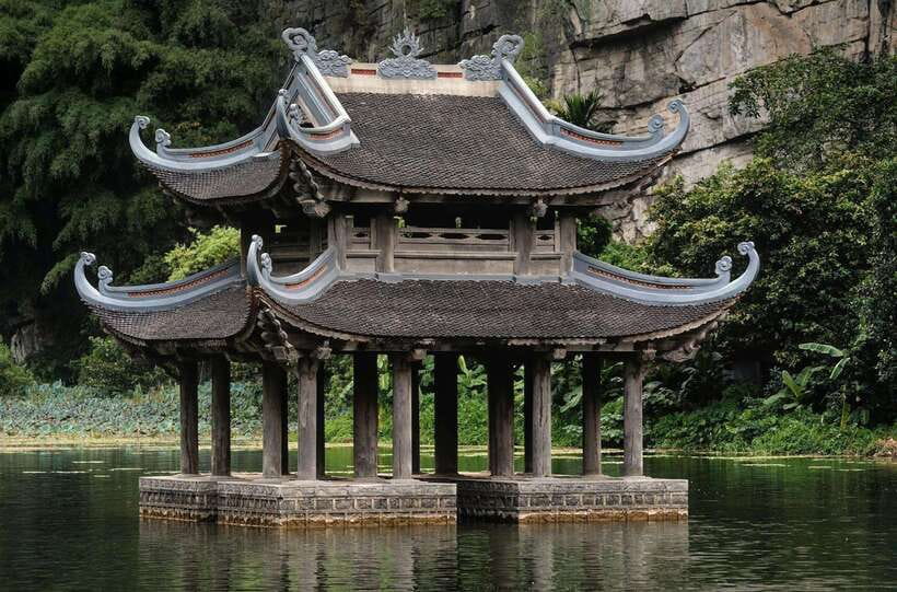 Hanoi:Ninh Binh-Trang An-Mua Cave-Hoa Lu&Cycling BEST SELLER - Hoa Lu and the temples of Vietnam’s first capital