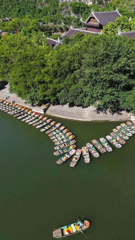 Hanoi:Ninh Binh-Trang An-Mua Cave-Hoa Lu&Cycling BEST SELLER - A 30-dish lunch break