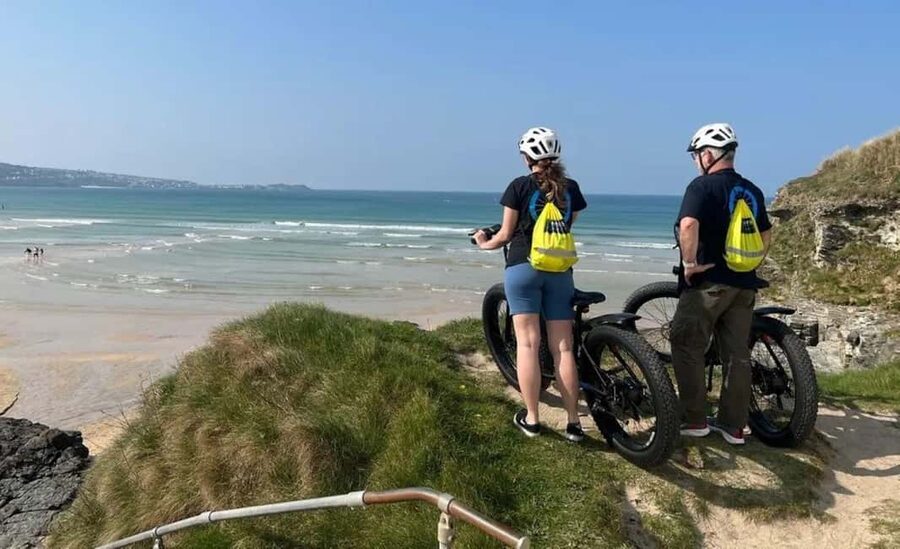 Hayle: 4-Hours Fat-Tyre E-Bike Hire - Refreshment stops and the Hell’s Mouth option
