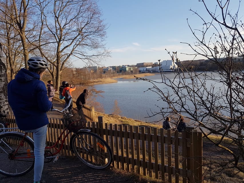 Helsinki: Bike or E-Bike Tour, BBQ, Sauna, Parks, and Forest - Meilahti Arboretum and the first easy ride
