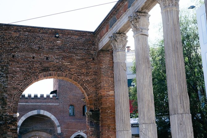 Highlights and hidden gems of Milan Bike Tour - Sforza Castle and the courtyards
