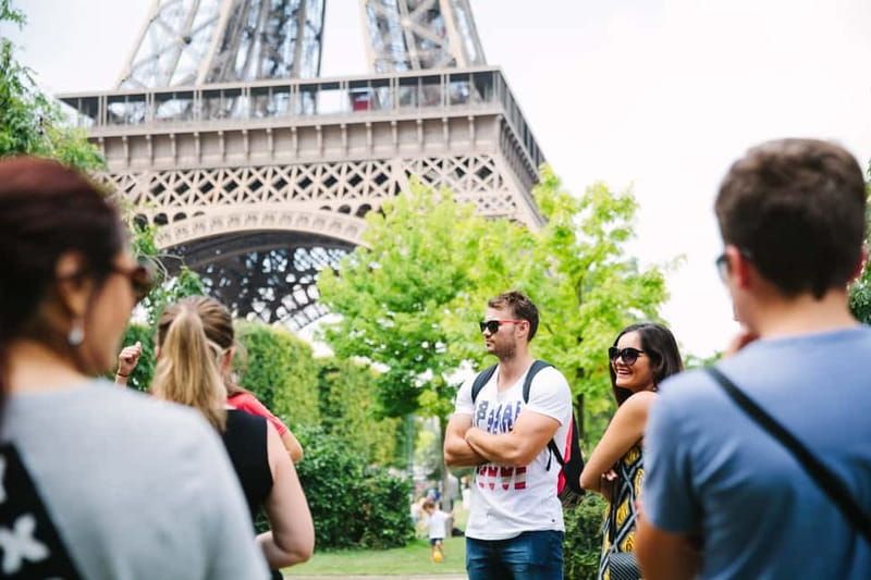 Highlights of Paris Bike Tour in English or Dutch - Key points to know before you book