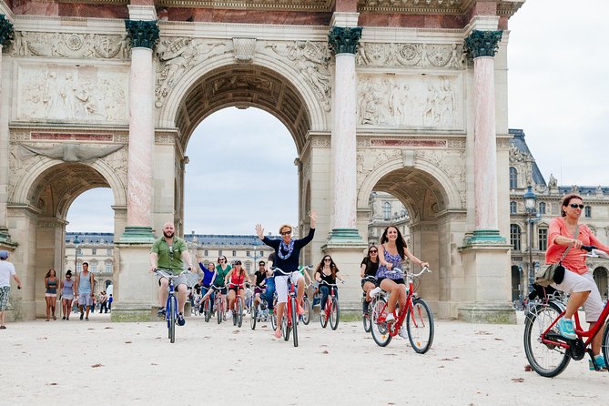 Highlights of Paris Bike Tour w/ a Local Guide (English or Dutch) - Place de la Concorde and the Louvre