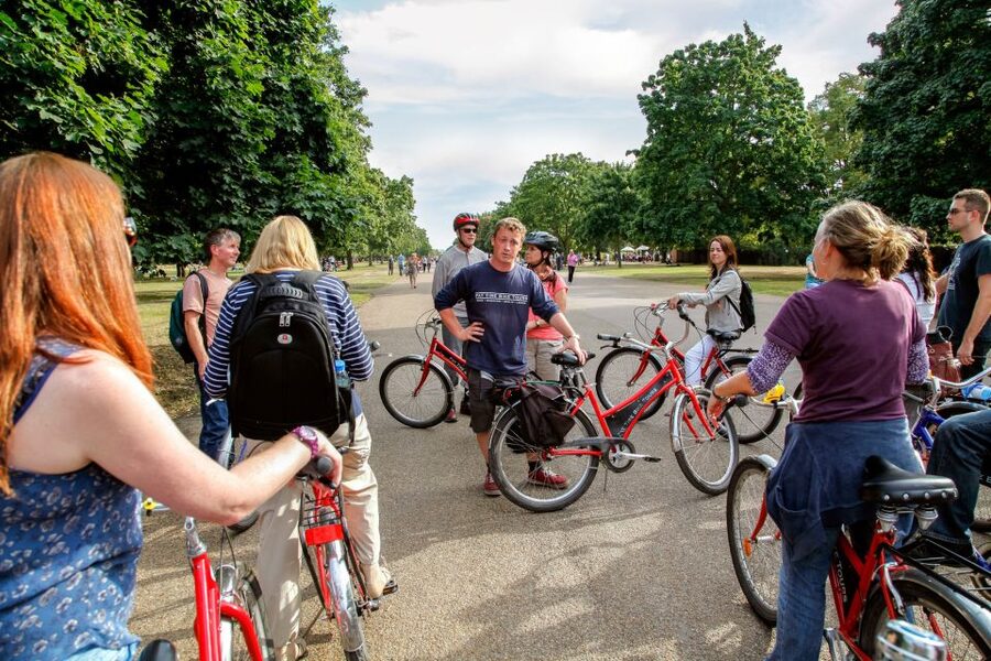 Highlights of Royal London Bike Tour (3 Hours) - Stories are the real reason to choose this tour