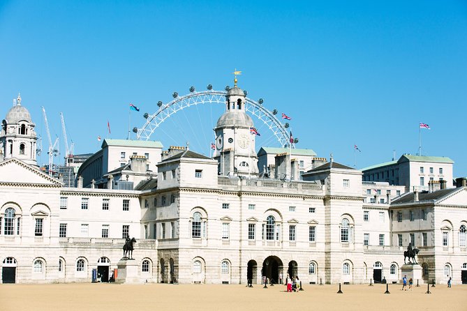 Highlights of Royal London Bike Tour including Hyde Park - Westminster Abbey and Trafalgar Square