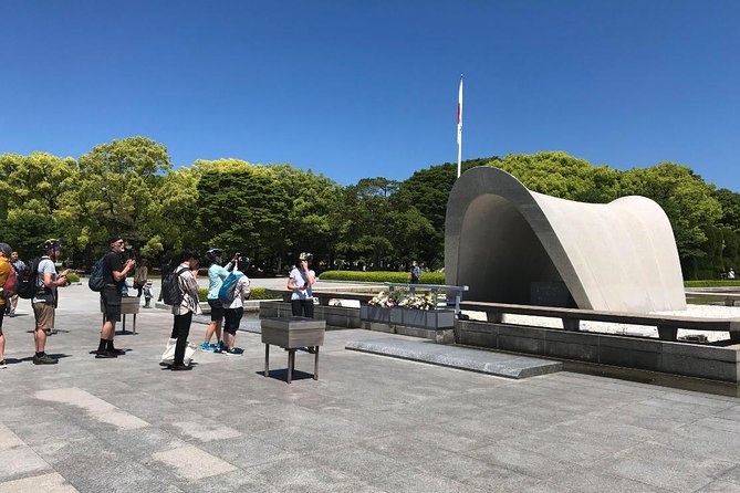 Hiroshima in a Nutshell: Morning Bike Adventure - Shukkei-en Garden and the art of small spaces