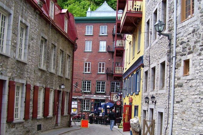 Historical Lower Town & Neighborhoods Bike Tour - Key points to know before booking