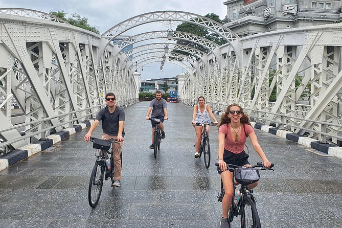 Historical Singapore Bike Tour on Full-Sized Bicycles - Starting at 8:30 with the right equipment