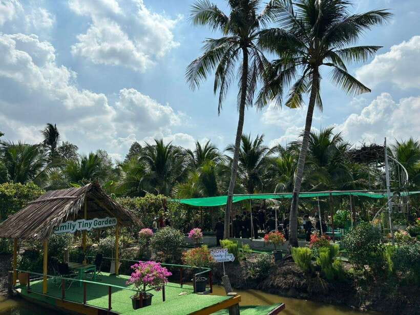 Ho Chi Minh City: 2-Day Bike & Kayak Mekong Delta Tour - Cooking, barbecue, and a generous homestay table