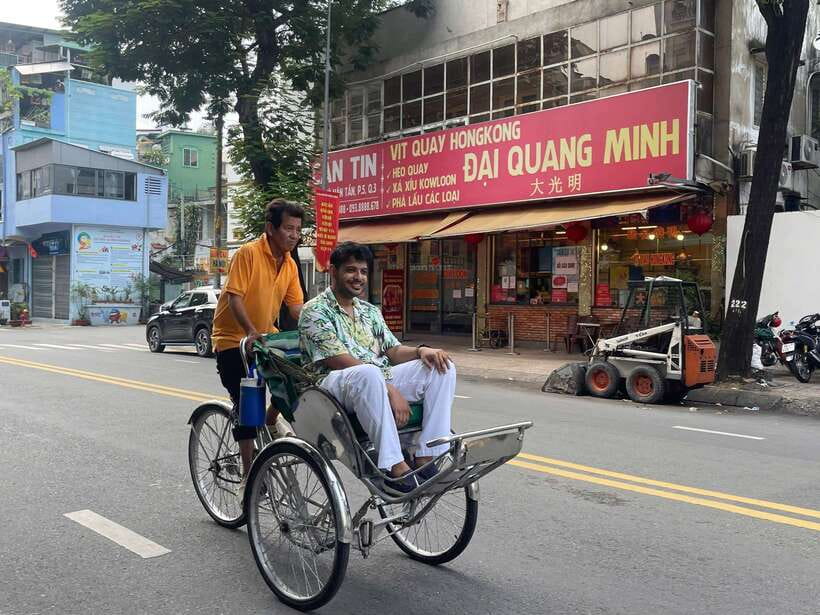Ho Chi Minh City Sightseeing Panoramic Cycling Tour By Cyclo - Independence Palace and the old French-built center