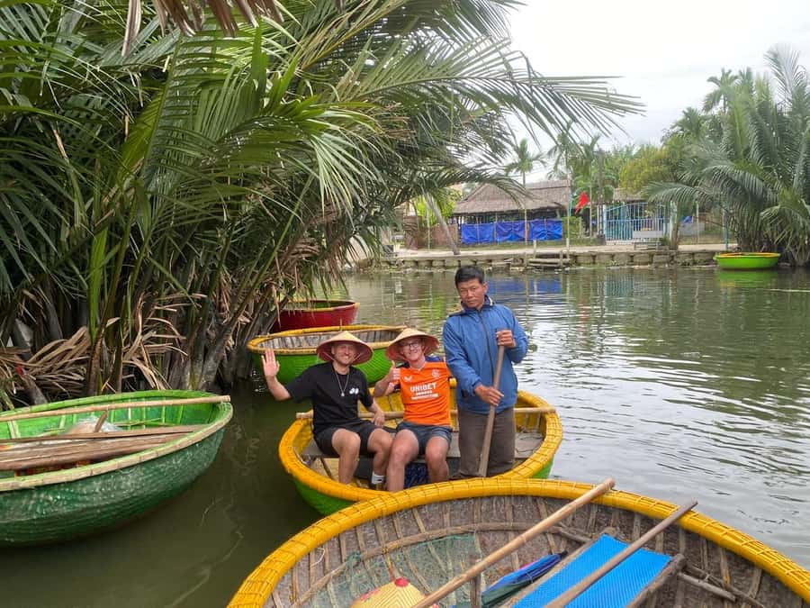 Hoi An Countryside Bike Tour- Tra Que Village & Basket Boat - What the $34 price includes