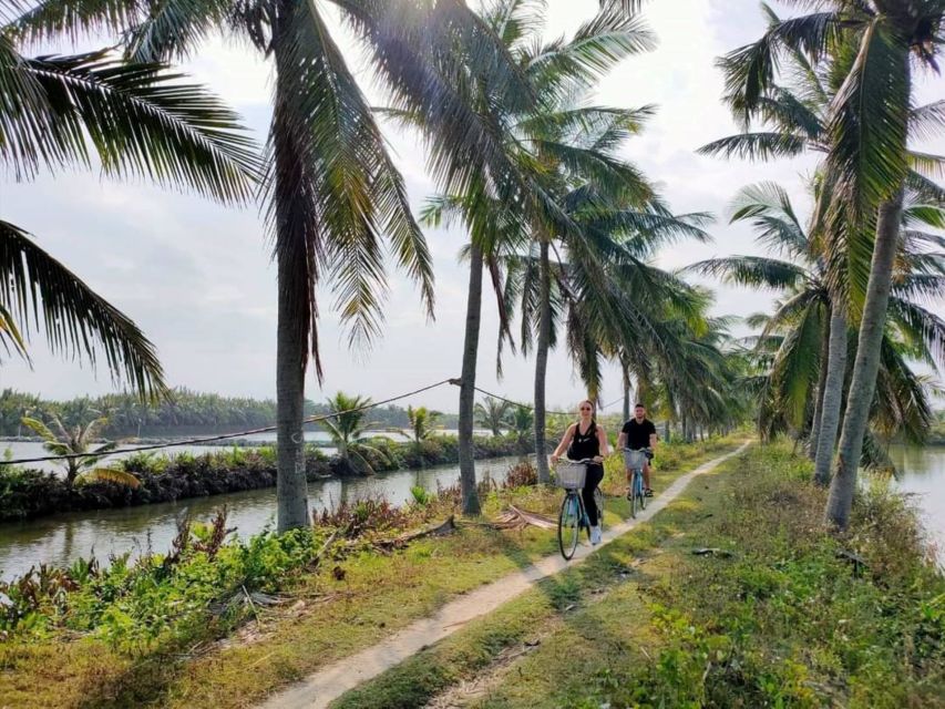 Hoi An: Private Villages Biking Tour with Meal - Thanh Ha pottery village and the chance to make something