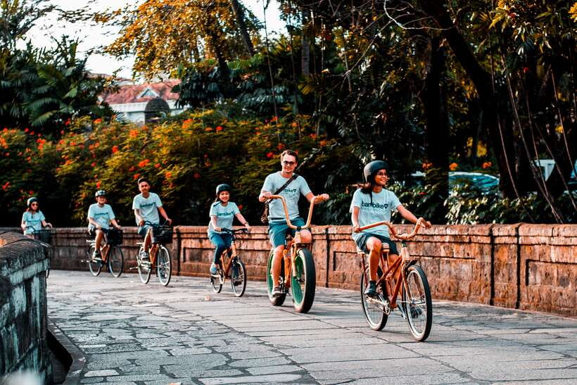 Intramuros, Manila: Historical Bamboo Bike Tour - Why a bamboo bike is a smart way to see Intramuros
