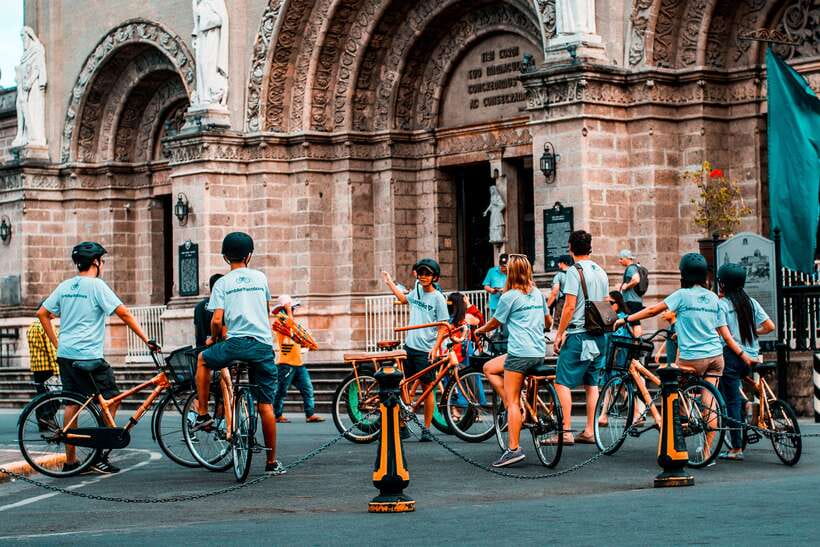 Intramuros, Manila: Historical Bamboo Bike Tour - Manila Cathedral and Plaza de Roma