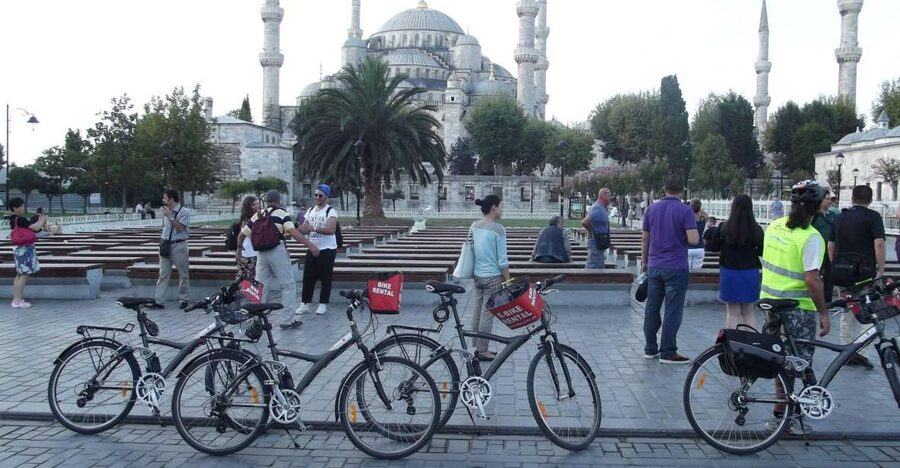 Istanbul 3-Hour Old City Tour by Bicycle - Through Sultanahmet’s lanes and wooden houses