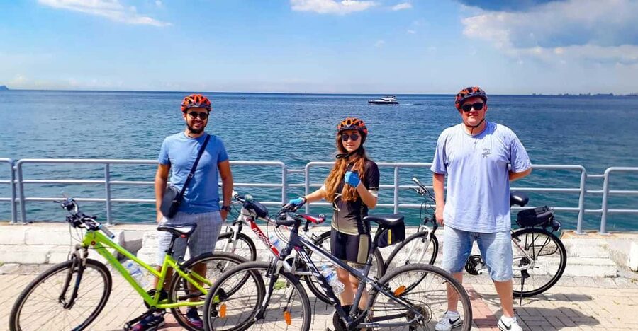 Istanbul: Eurasia Bike & Boat Half-Day Tour - Balat is the right place to begin