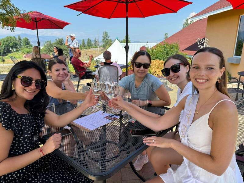 Kelowna: E-Bike Guided Wine Tour with Lunch & Tastings - Key details before you book