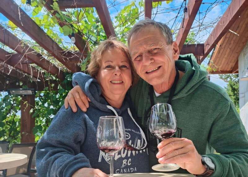 Kelowna: E-Bike Guided Wine Tour with Lunch & Tastings - Meadow Vista Honey Wines and the main meal