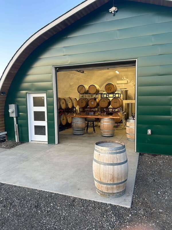 Kelowna: Wine Tasting by E-bike, Smartphone Guide & Lunch - Meadow Vista Honey Wines and Bistro lunch