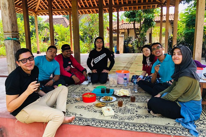 Kotagede Royal Route - Cycling Tour - Markets, local snacks, and the taste of Yogyakarta