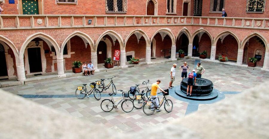 Krakow: Bike Tour of Old Town, Jewish Quarter and the Ghetto - Key points to know before booking