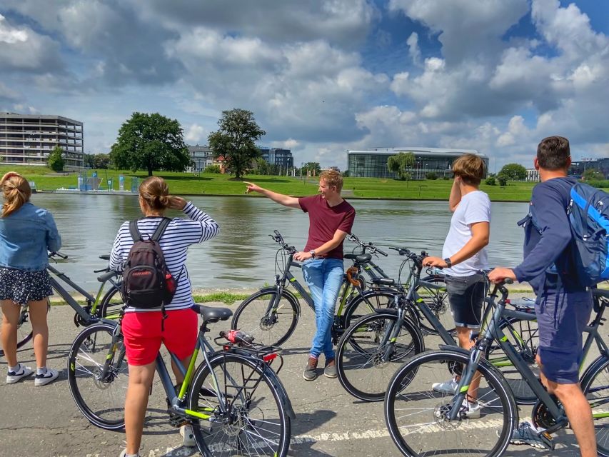 Krakow: Complete Bike tour with all the highlights - Why a bicycle works so well in Krakow