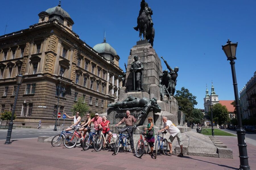 Krakow: Highlights of Krakow Bike Tour - Small Group - The final route and what you do not get