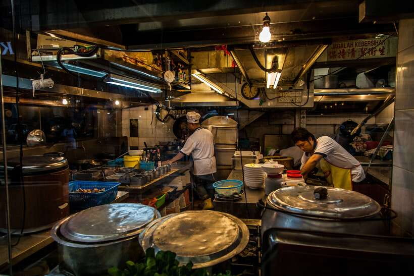 Kuala Lumpur: Evening Food Tour by Bike - Meeting at Desa Pandan