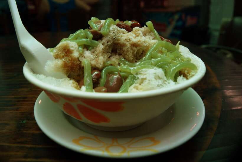 Kuala Lumpur: Evening Food Tour by Bike - Riding toward Merdeka Square
