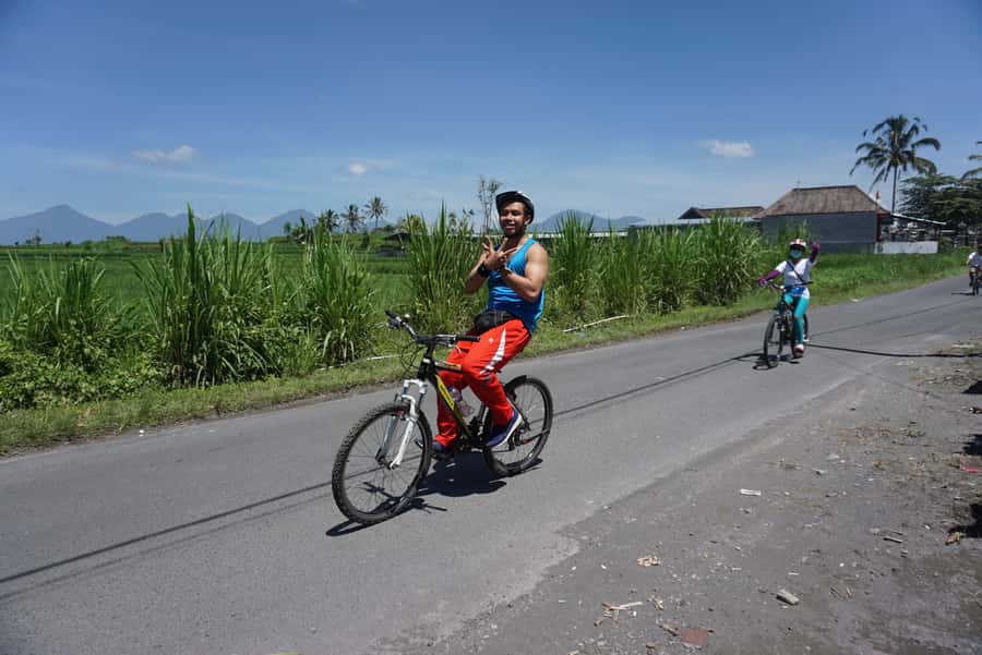 Kuta: Kintamani Culture and Nature Guided Cycling Tour - Lunch at Greenkubu in the Rice Fields