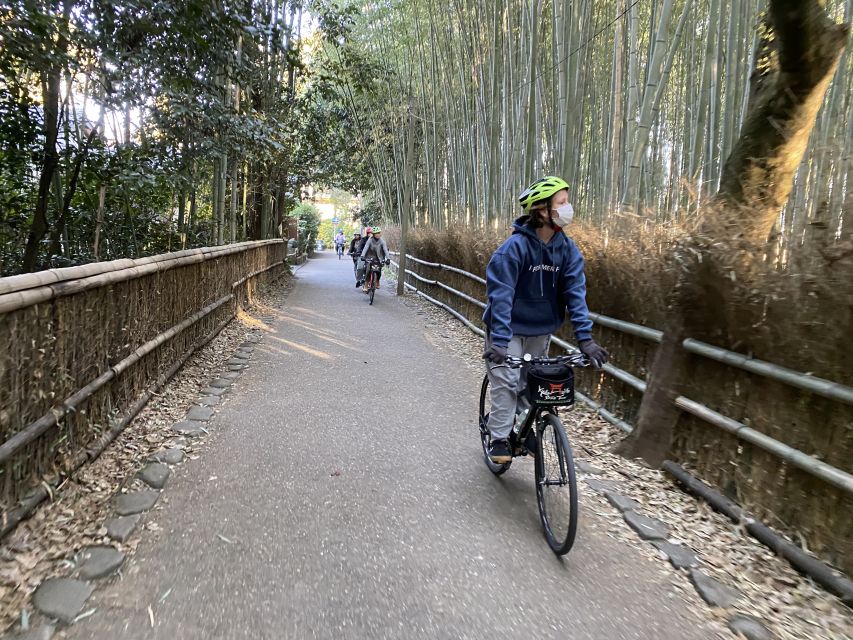 Kyoto: Full-Day City Highlights Bike Tour with Light Lunch - Fushimi Inari and its orange torii gates