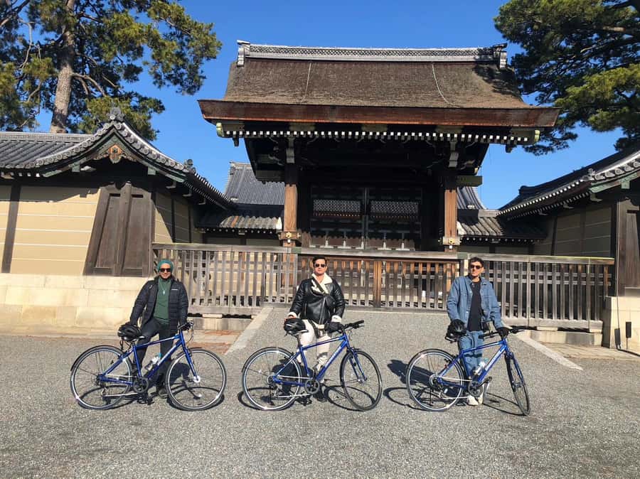 Kyoto: Memory Kyoto E-Bike Tour - Kitano Tenmangu and the story of Sugawara no Michizane