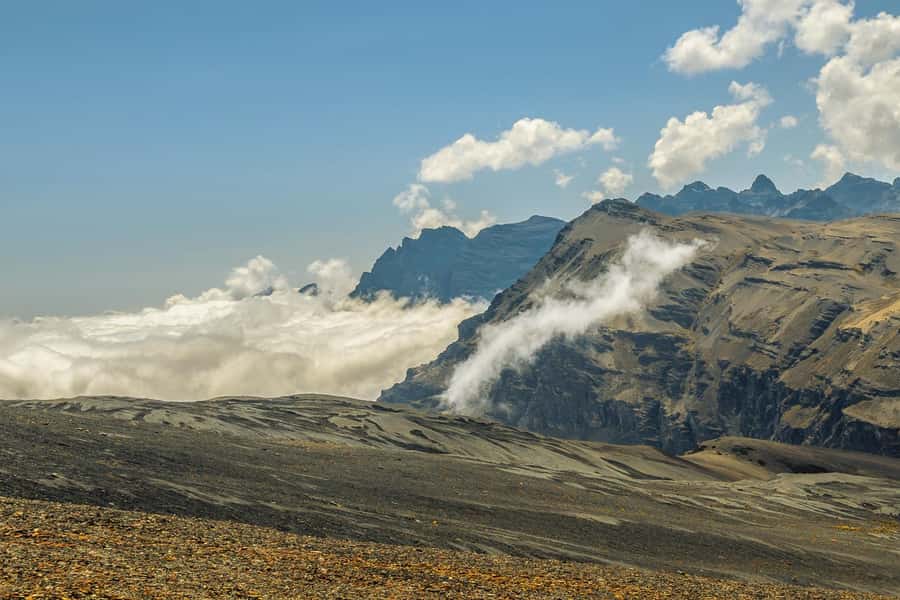 La Paz: Mountain Bike Down the World's Most Dangerous Road - Entering the famous dirt road