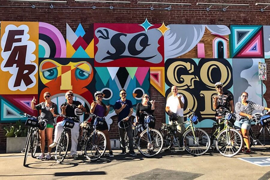 LA: Santa Monica & Venice Beach Bike Adventure - Abbot Kinney Boulevard and the return ride
