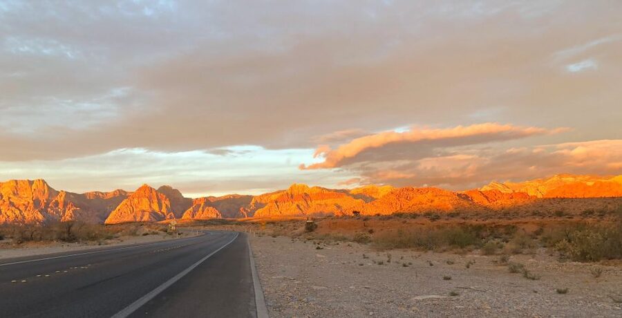 Las Vegas: Red Rock Canyon Sunrise Self-Guided E–Bike Tour - The first 4 miles to Red Rock Canyon