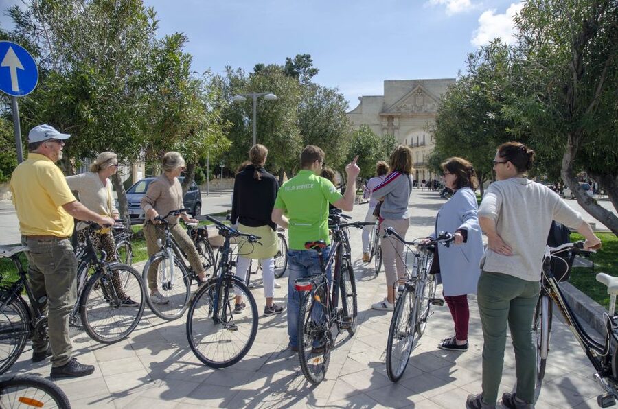 Lecce: City Highlights Guided Tour by Bike - Porta Napoli and the city beyond the gate