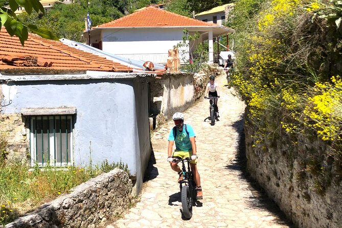 Lefkada: Mountain Gems Electric Fat Bicycle Tour & Tasting - Egklouvi: a shady square after the first climb