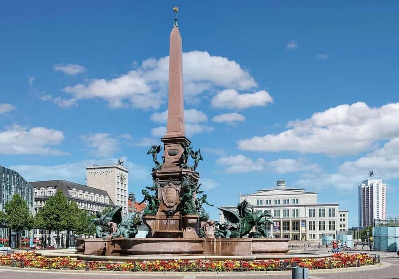 Leipzig: 3-Hour Bike Tour - From Leipzig’s old fairs to the Renaissance Old Town Hall