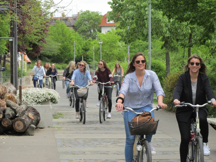 Leipzig: 3-Hour Guided Bike Tour - Musikviertel and the Federal Administrative Court