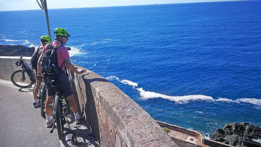Levanto: Guided E-Bike Tour in Framura with Wine & Focaccia - Dropping to sea level on the Mare Monti path