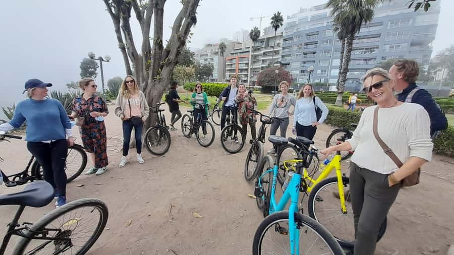 Lima Bike Tour: La Costa Verde & Jesus Statue in Chorrillos - How hard is the ride?